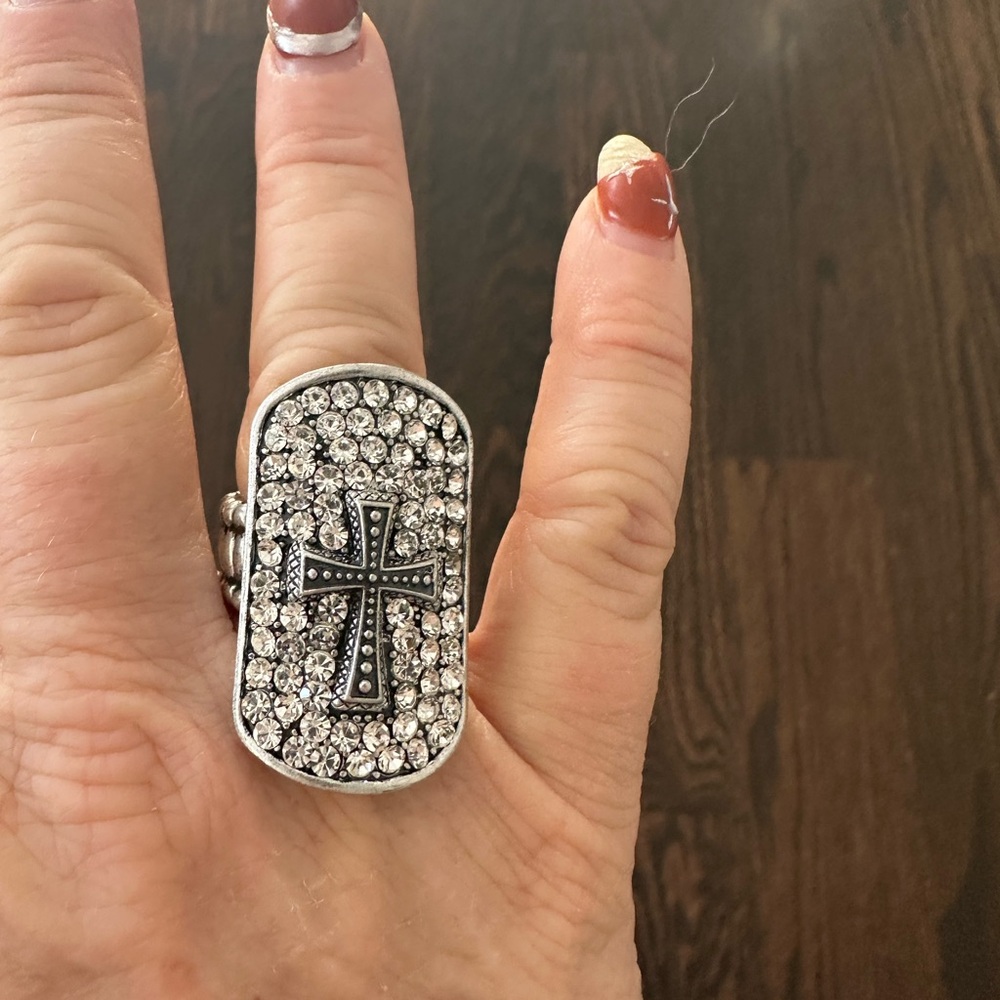 Large Rectangular Statement Ring With A Raised Cr… - image 1